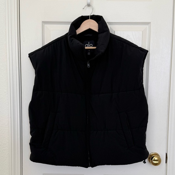 ALO yoga Incline Puffer Vest - Picture 4 of 15
